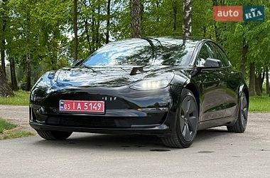 Tesla Model 3  2023