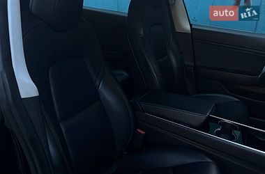 Седан Tesla Model 3 2019 в Одессе