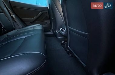 Седан Tesla Model 3 2019 в Одессе