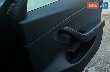 Седан Tesla Model 3 2019 в Одессе