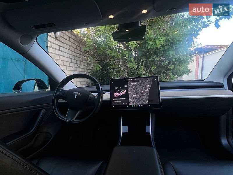 Седан Tesla Model 3 2019 в Одессе