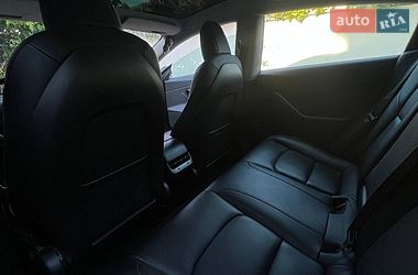 Седан Tesla Model 3 2019 в Одессе