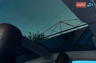 Седан Tesla Model 3 2019 в Одессе