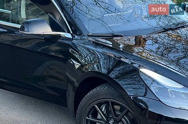 Седан Tesla Model 3 2019 в Одессе