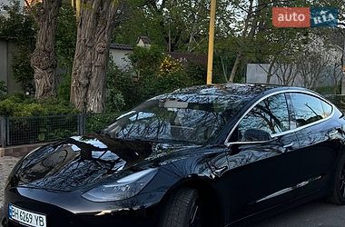 Седан Tesla Model 3 2019 в Одессе