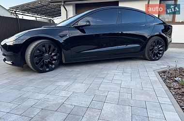 Седан Tesla Model 3 2023 в Житомирі