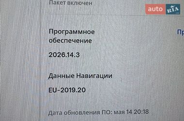 Седан Tesla Model 3 2023 в Житомирі