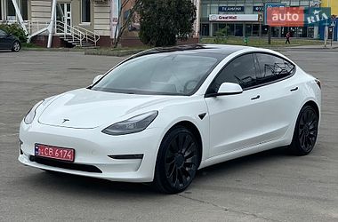 Tesla Model 3 2021