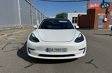 Седан Tesla Model 3 2023 в Киеве фото 2 Седан Tesla Model 3 2023 в Киеве