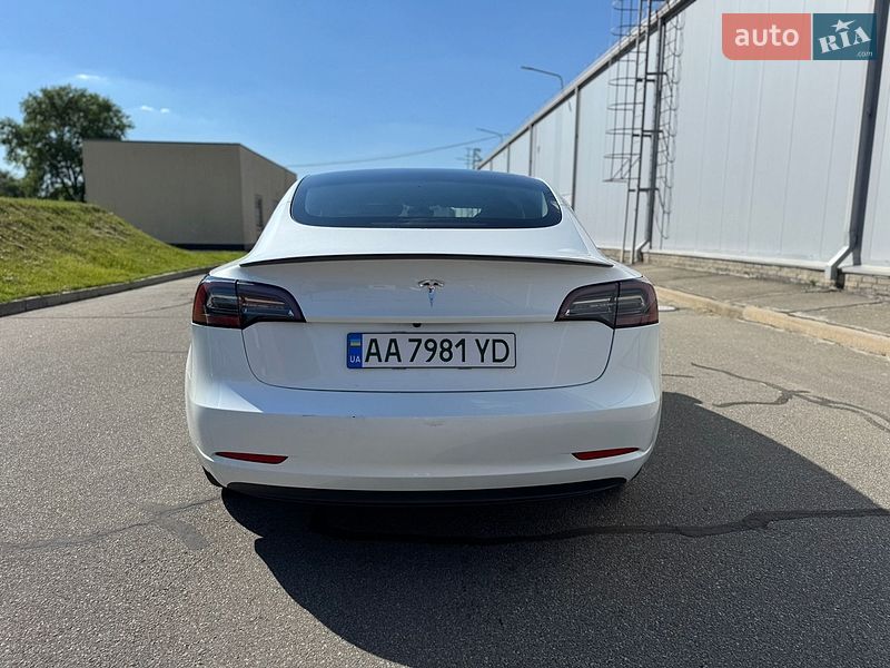 Седан Tesla Model 3 2023 в Киеве фото 6 Седан Tesla Model 3 2023 в Киеве