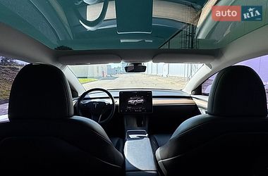 Седан Tesla Model 3 2023 в Киеве фото 10 Седан Tesla Model 3 2023 в Киеве