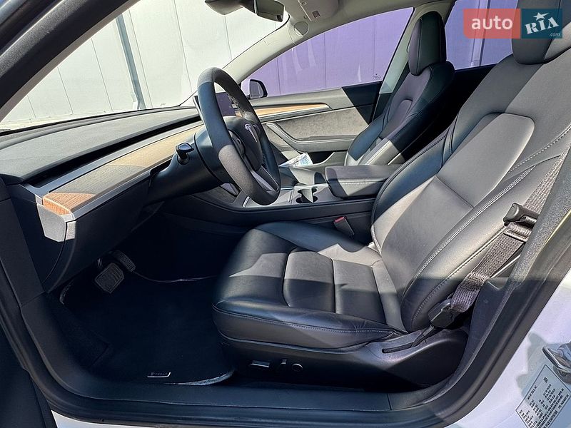 Седан Tesla Model 3 2023 в Киеве фото 11 Седан Tesla Model 3 2023 в Киеве