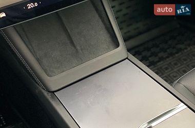 Седан Tesla Model 3 2024 в Києві