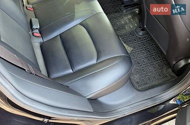 Седан Tesla Model 3 2018 в Києві