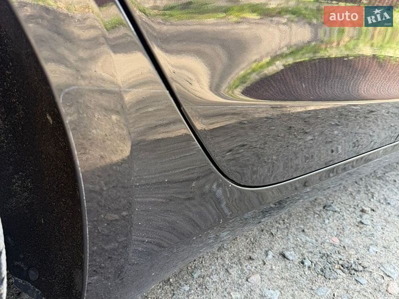 Седан Tesla Model 3 2018 в Києві