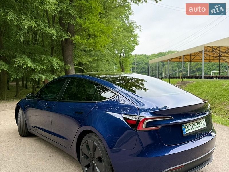 Седан Tesla Model 3 2024 в Львові фото 3 Седан Tesla Model 3 2024 в Львові