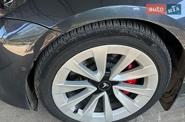 Седан Tesla Model 3 2021 в Кривому Розі