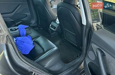 Седан Tesla Model 3 2021 в Кривому Розі