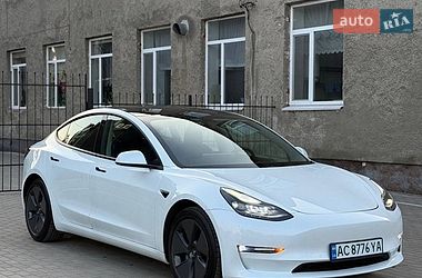 Tesla Model 3 2021