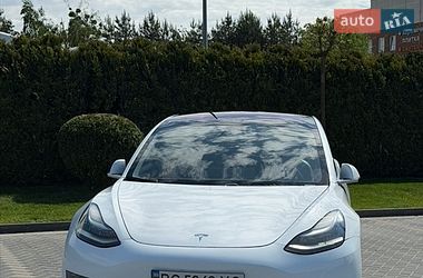 Tesla Model 3  2018