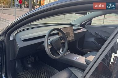 Седан Tesla Model 3 2025 в Киеве фото 5 Седан Tesla Model 3 2025 в Киеве