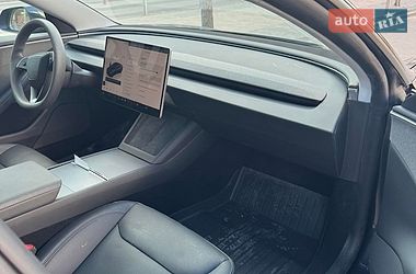 Седан Tesla Model 3 2025 в Киеве фото 13 Седан Tesla Model 3 2025 в Киеве