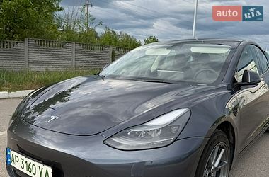 Tesla Model 3  2022