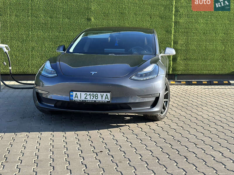 Tesla Model 3 2018 Tesla Model 3 2018