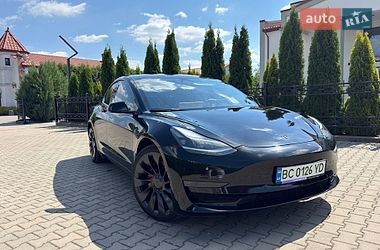 Tesla Model 3 2022