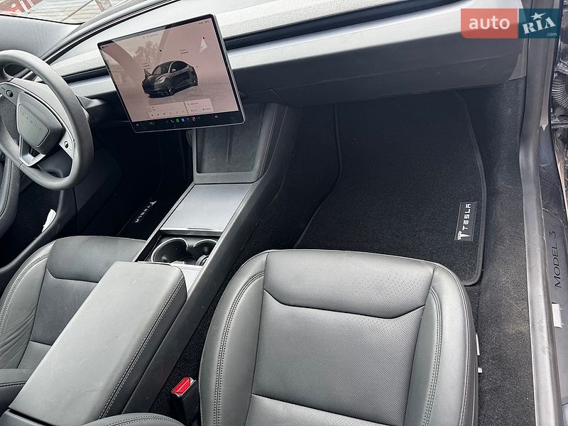 Седан Tesla Model 3 2025 в Киеве фото 14 Седан Tesla Model 3 2025 в Киеве