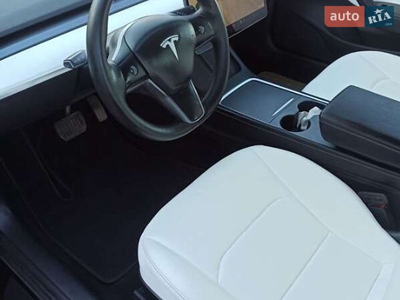 Седан Tesla Model 3 2021 в Львове фото 5 Седан Tesla Model 3 2021 в Львове