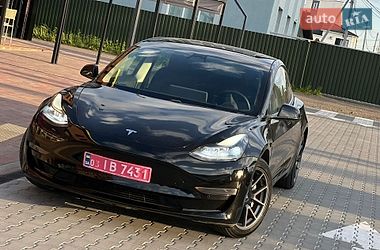 Седан Tesla Model 3 2021 в Вінниці