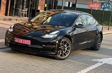 Седан Tesla Model 3 2021 в Вінниці