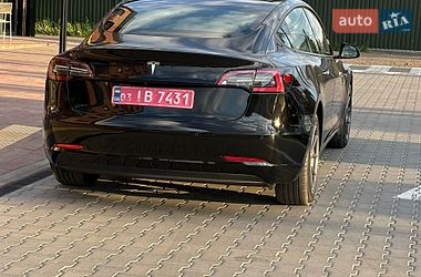 Седан Tesla Model 3 2021 в Вінниці