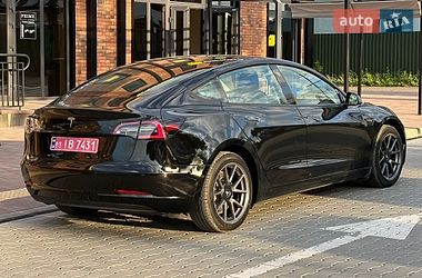 Седан Tesla Model 3 2021 в Вінниці