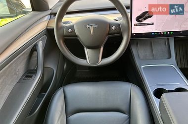 Седан Tesla Model 3 2021 в Вінниці