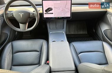 Седан Tesla Model 3 2021 в Вінниці