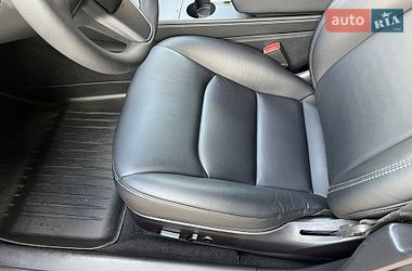 Седан Tesla Model 3 2021 в Вінниці