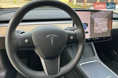 Седан Tesla Model 3 2021 в Вінниці