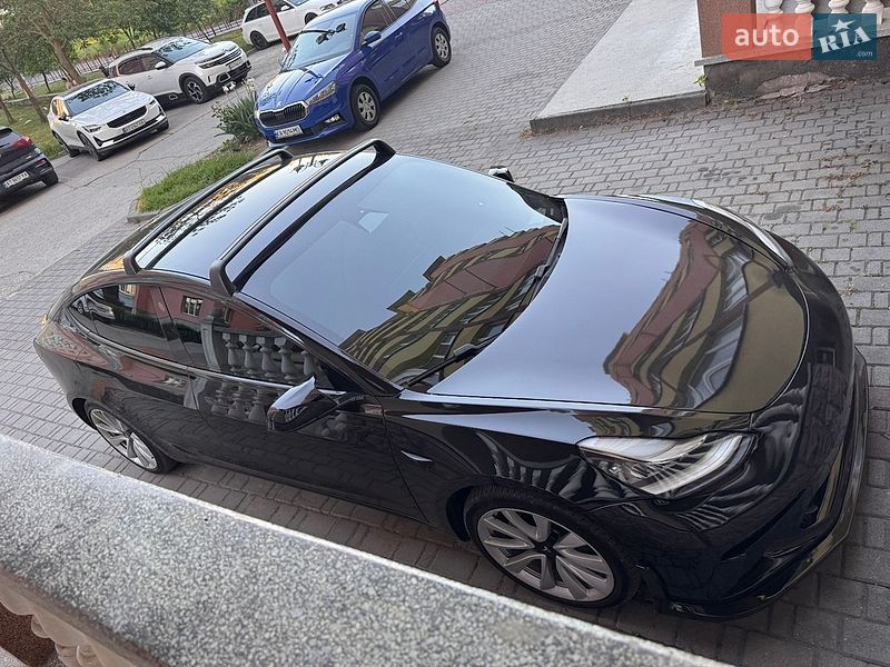 Tesla Model 3 2020