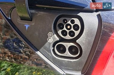 Седан Tesla Model 3 2023 в Хусте
