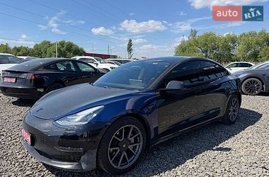 Tesla Model 3 2020
