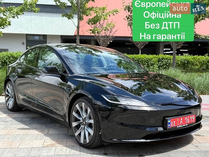Tesla Model 3 2024
