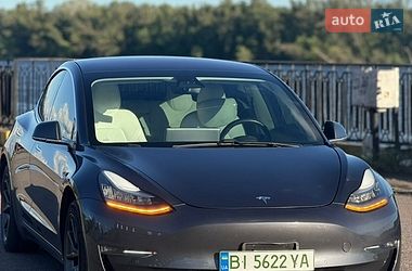 Tesla Model 3  2018