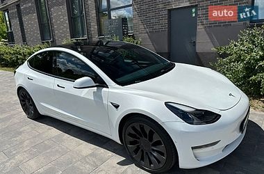 Tesla Model 3 2021