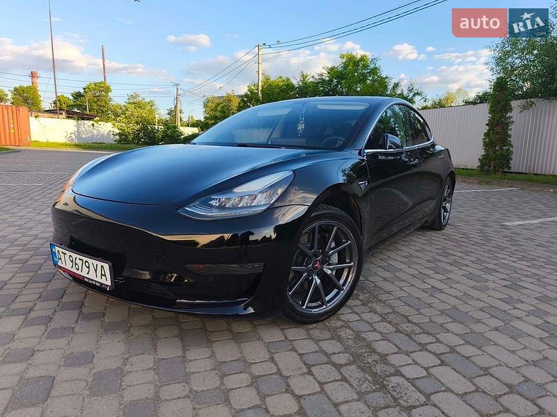 Седан Tesla Model 3 2020 в Ивано-Франковске фото 2 Седан Tesla Model 3 2020 в Ивано-Франковске