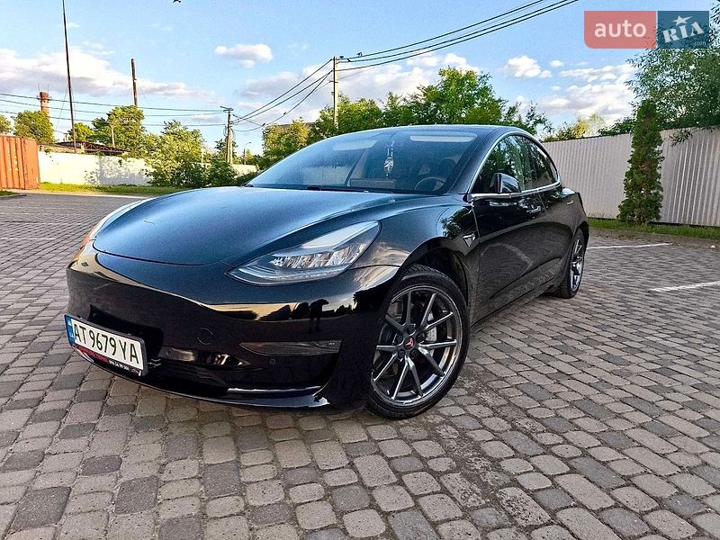 Седан Tesla Model 3 2020 в Ивано-Франковске фото 5 Седан Tesla Model 3 2020 в Ивано-Франковске