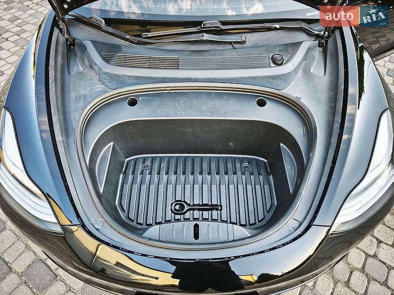 Седан Tesla Model 3 2020 в Ивано-Франковске фото 20 Седан Tesla Model 3 2020 в Ивано-Франковске