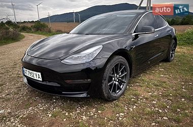 Tesla Model 3  2018