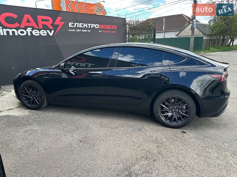 Седан Tesla Model 3 2025 в Киеве фото 8 Седан Tesla Model 3 2025 в Киеве
